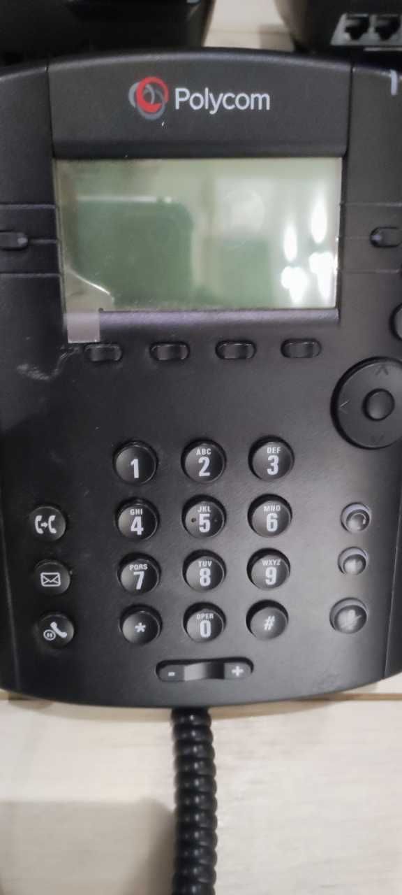 Telefony stacjonarne Polycom, Mitel, Silicar - łącznie 76 szt.