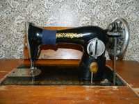 Швейная машинка  Подольская в хорошем состоянии