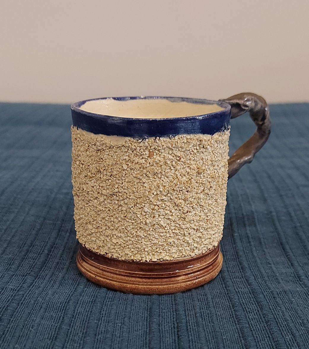 Caneca cerâmica antiga