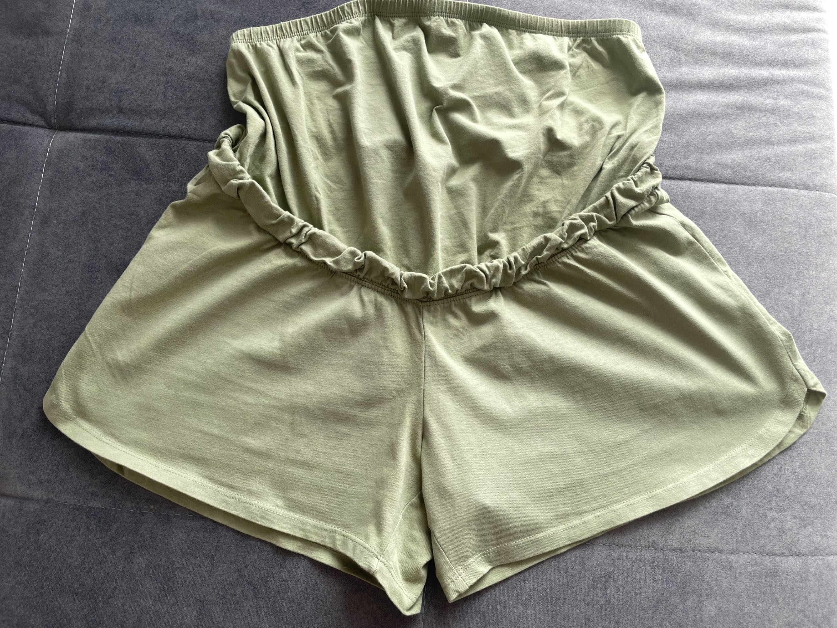 Pastelowo zielone krótkie spodenki ciążowe H&M MAMA, rozmiar L