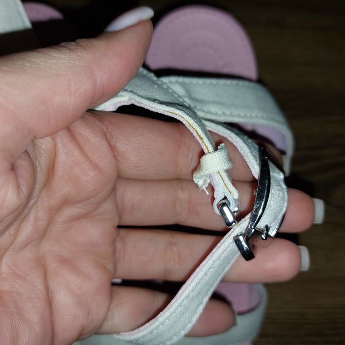 Босоножки Crocs W10