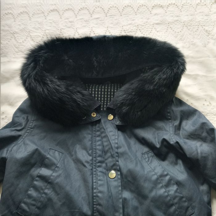 Куртка новая  с капюшоном