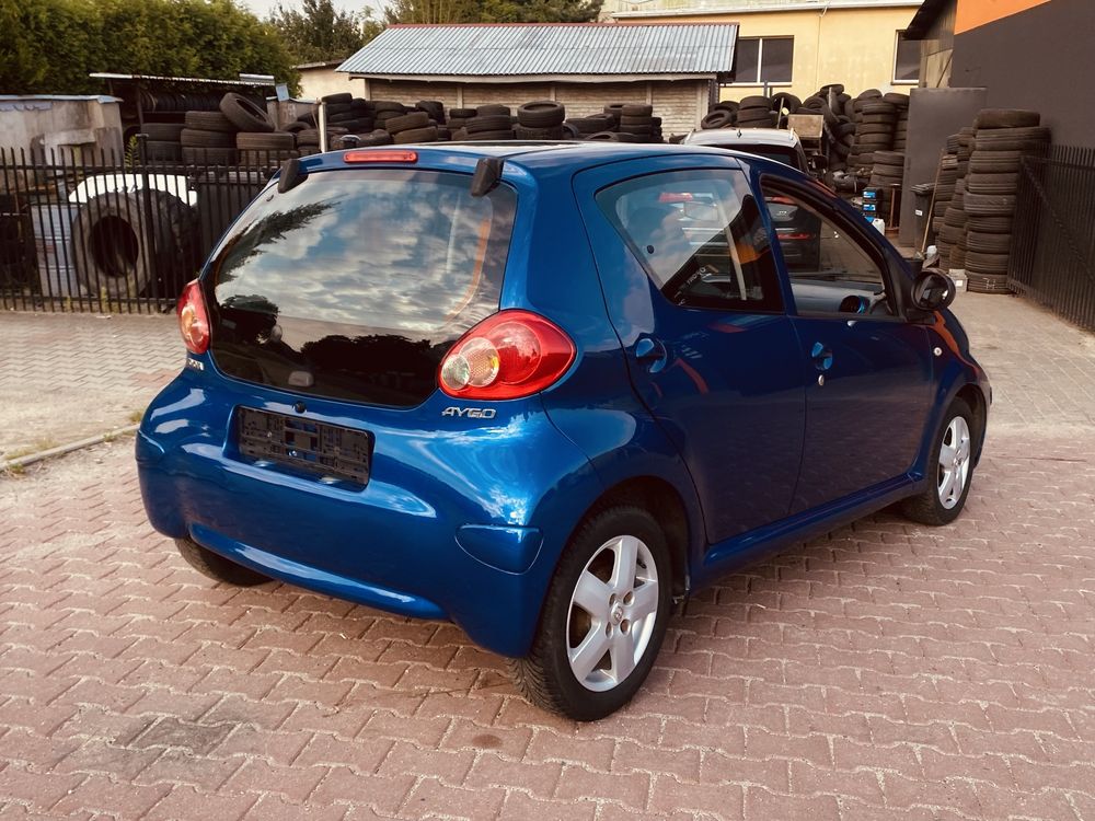 Toyota aygo rok 2007 1.0 klimatyzacja przeb 195tys 5-drzwi
