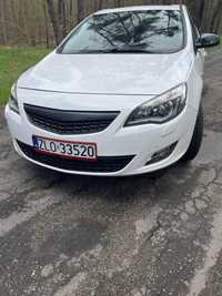 Opel Astra J / bogato wyposazona