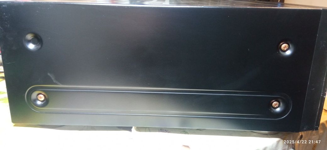 Amplituner Marantz SR-5200