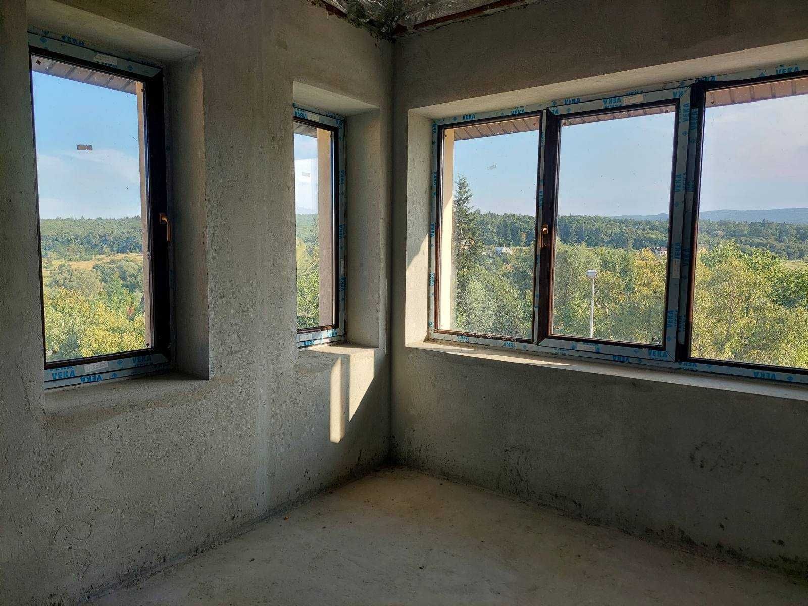 Продаж 7 кім. таунхаус  256 кв. м  м. Трускавець