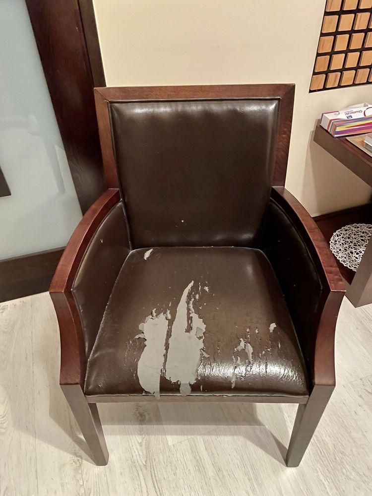 Krzesło Fotel ekoskóra Wajnert do biura ciemny brąz