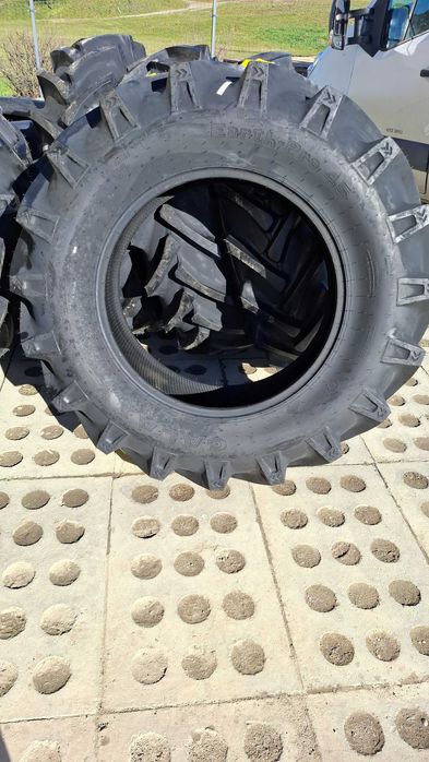 Opona 12.4-28 C-330 14.9-28 C-360 GALAXY nowe