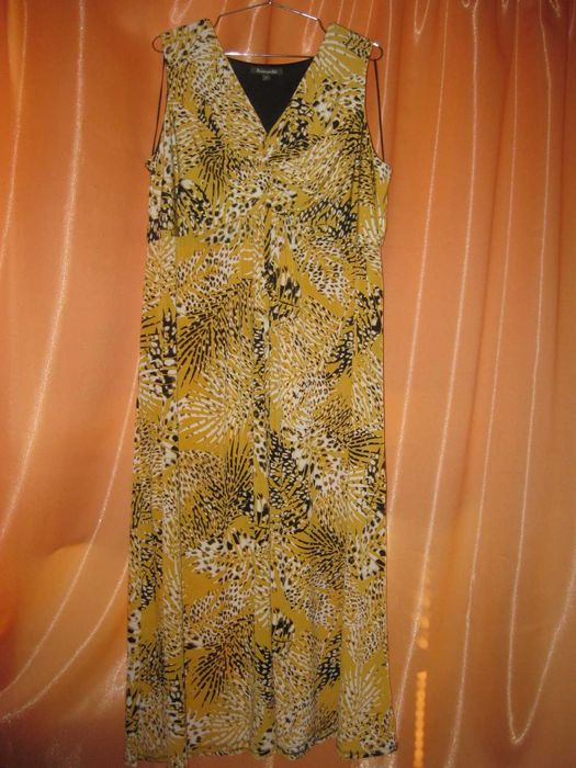 Шикарна приталена еластична сукня сарафан довга дуже великий розмір