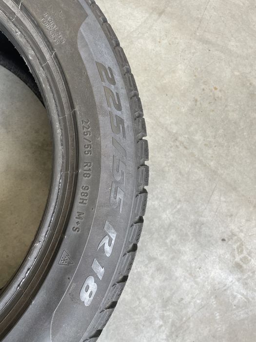 2x Opony Używane 225/55 R18 Pirelli Zimowe, 6mm