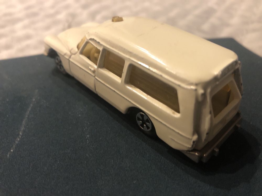 Majorette citroen ds21 ambulance. Unikat!