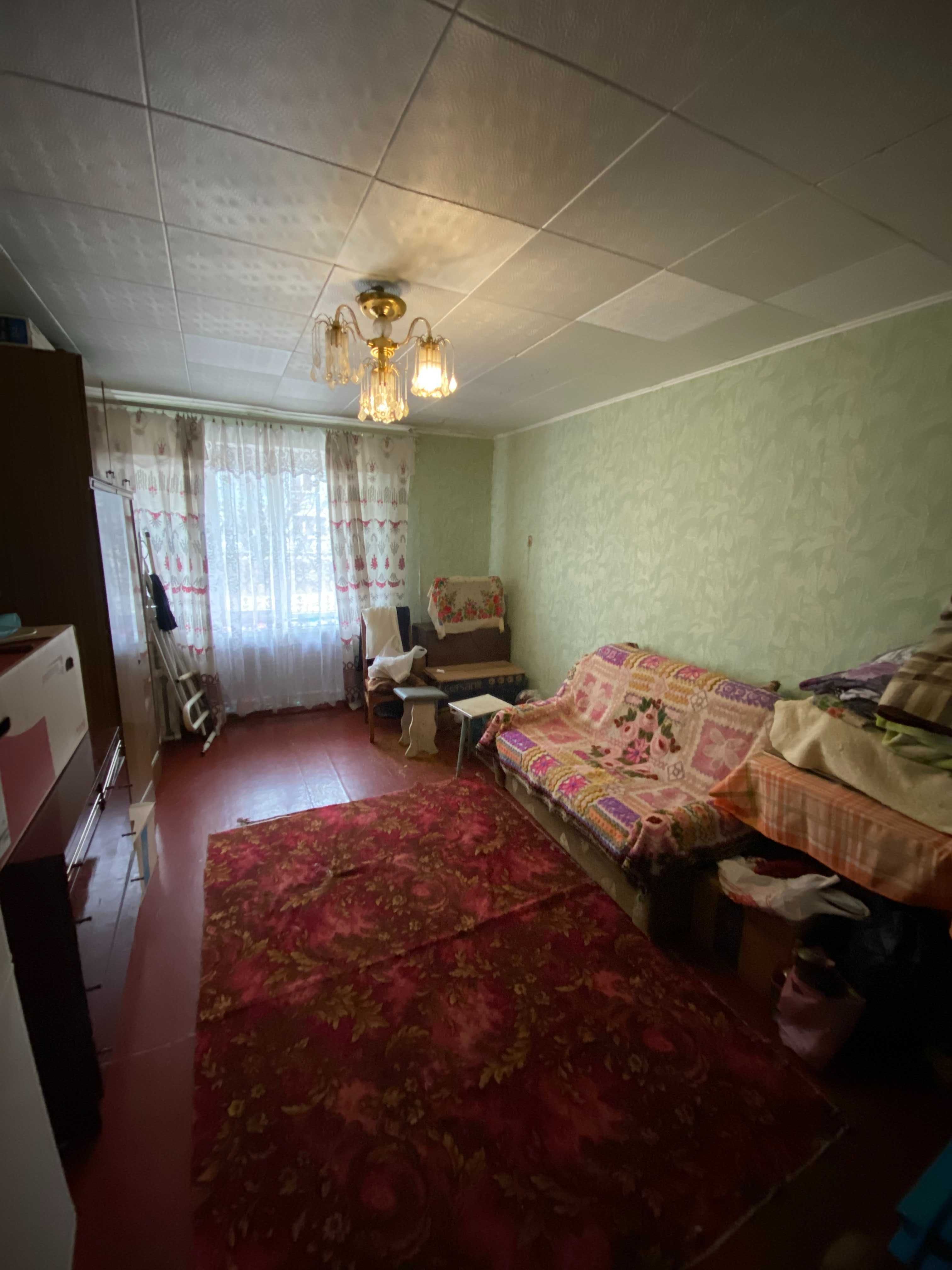 Продам 3 комн. квартиру в п. Эсхар, 1/5. Пл. 64 кв. м