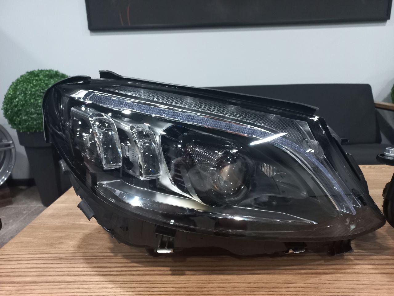 Фари Mercedes-Benz W205 C-Class Multibeam  LED передні фари
