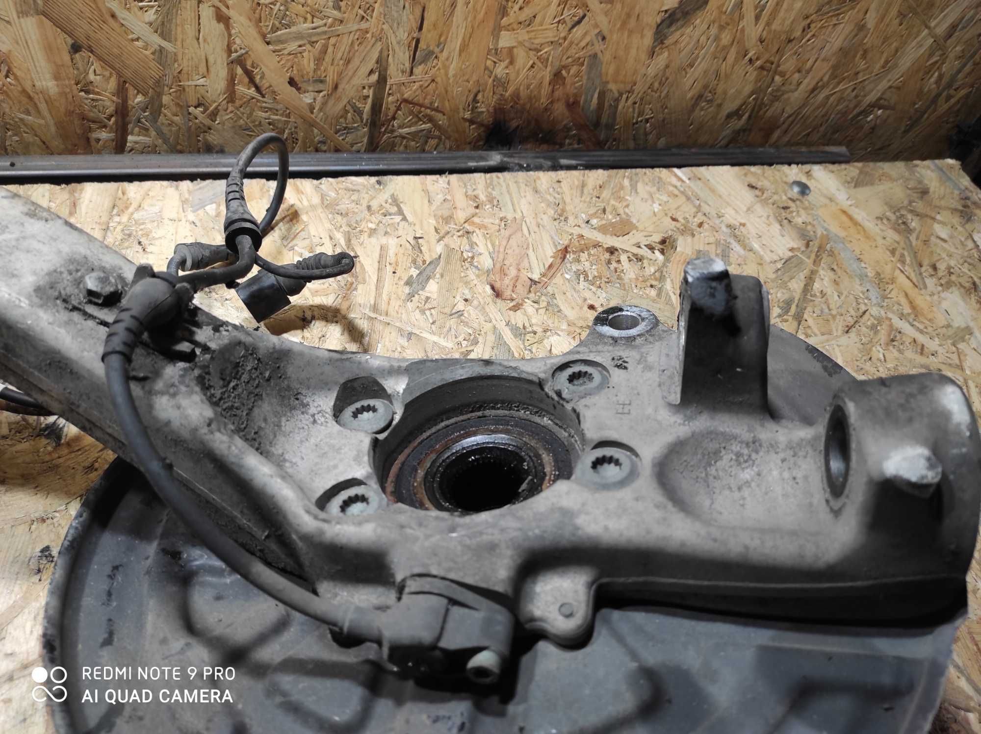 Audi A6 C5 a4 b6 B7 zwrotnica aluminiowa piasta 16 1.8 1.9 2.0 2.4 3.0