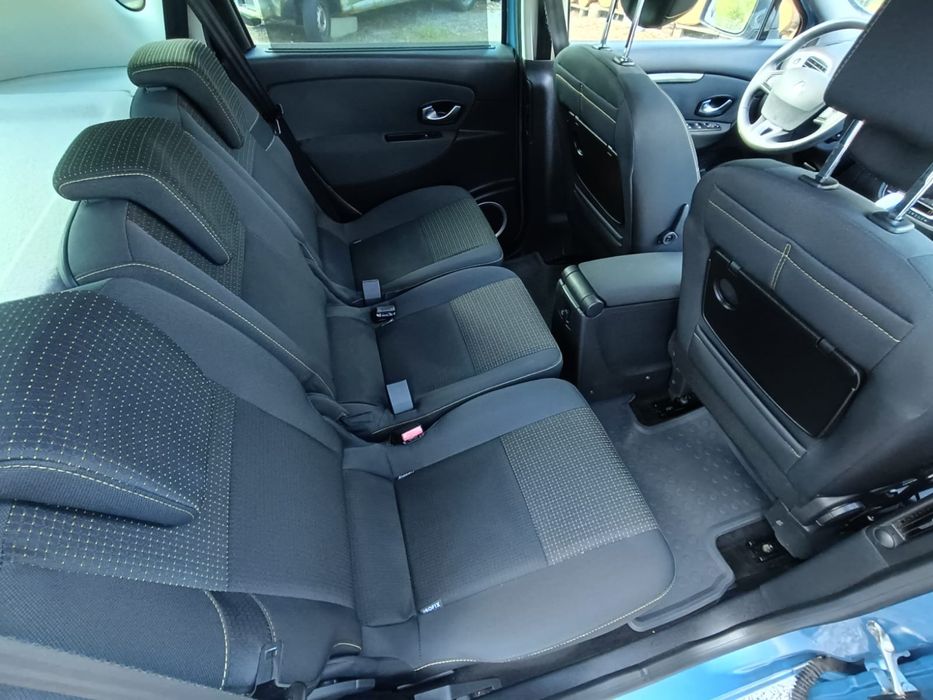 RENAULT SCENIC 2.0B, 2010 rok, zadbany