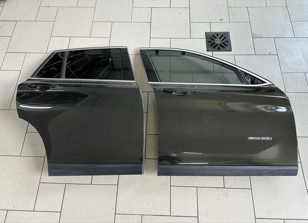 BMW X1 f48 двері праві колір c07/8 бмв х1 ф48 дверка ц07/8