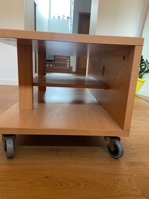 Mesas de TV com rodas