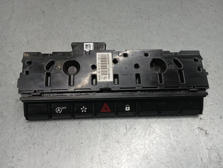 Botão / interruptor 4 piscas RENAULT Clio V (BF_)