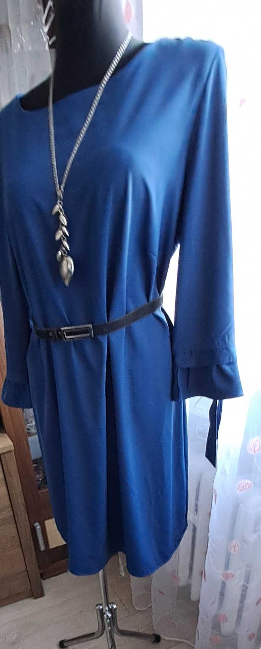 Sukienka prosta z paskiem lub nie, rekaw z falb 4xl/48 BPC Selection