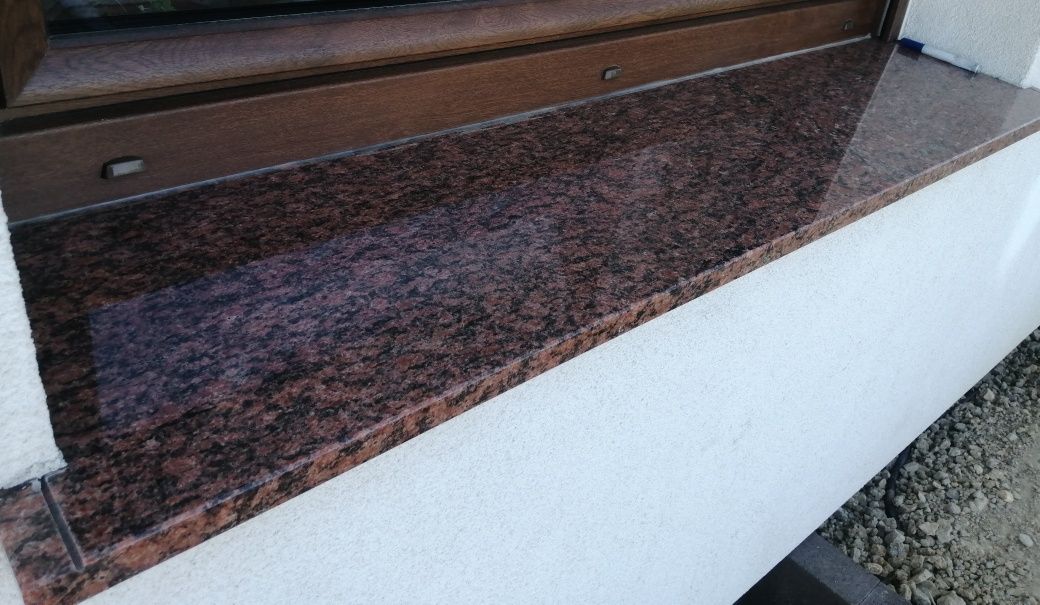 Parapet zewnętrzny nowy