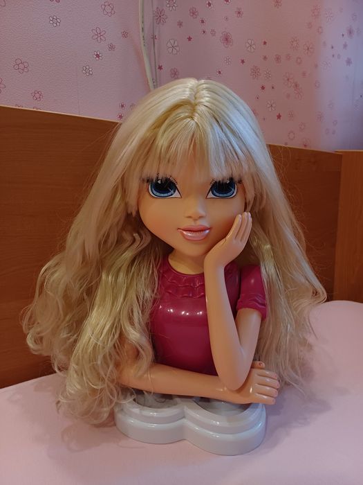 Лялька-манекен Moxie