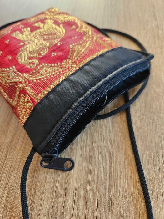 Prawdziwa torba indyjska na ramię otrzymana od Beaty Pawlikowskiej