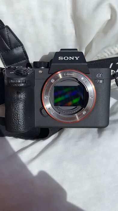Camera sony A7III + lente sony fE 3.5, 28-70 EM PERFEITO ESTADO!