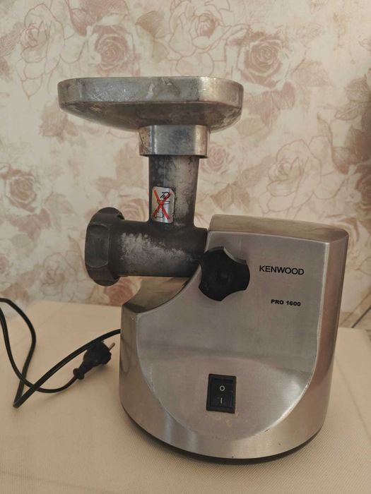 М'ясорубка Kenwood MG 510