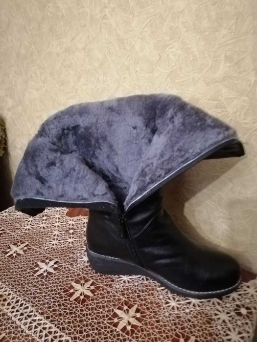 Шкіряні зимові чоботи