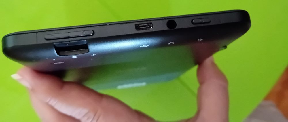 Tablet 7"INSYS 1GB RAM 16GB Semi-novo para Peças