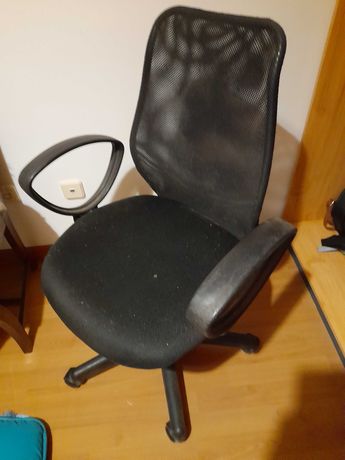 Cadeira de escritório com rodas e Apoio Lombar
