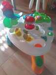Mesa de atividades linda e impecavel