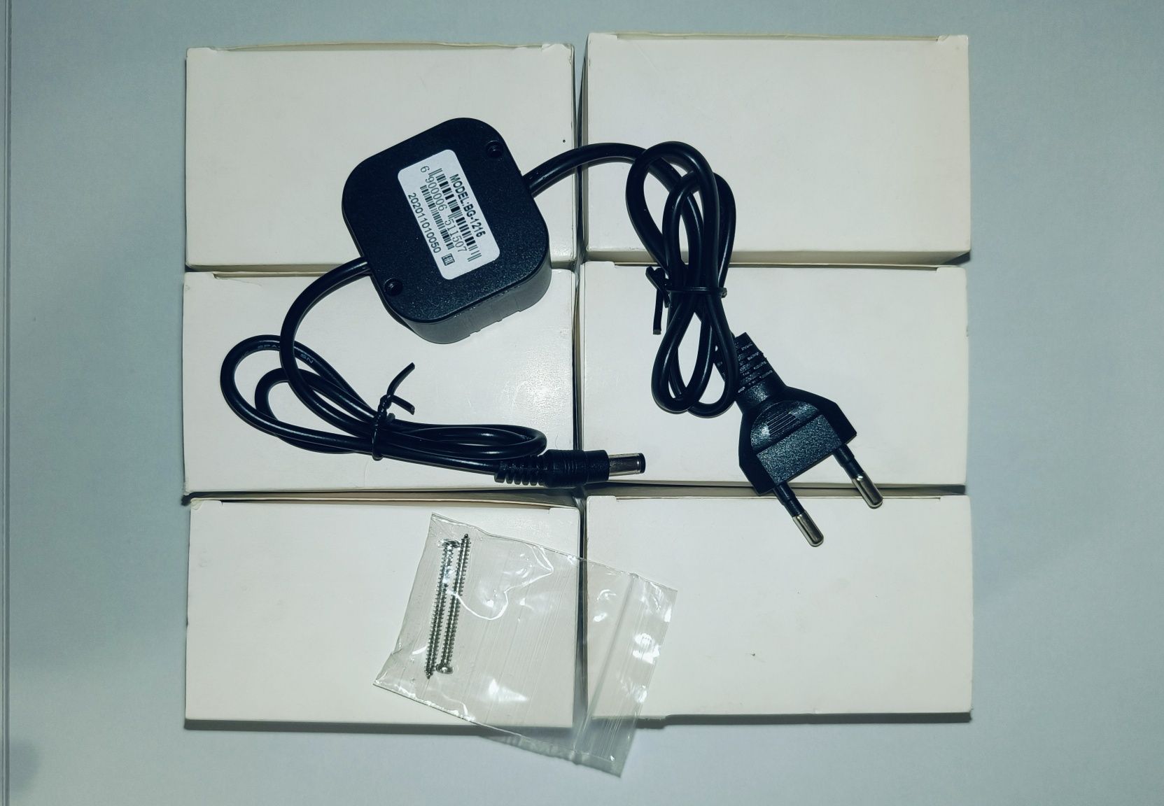 Блок живлення Full Energy BG-1215 12V 1.5A DC 5.5×2.1 мм (штекер)