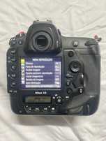 Nikon D5 em bom estado.