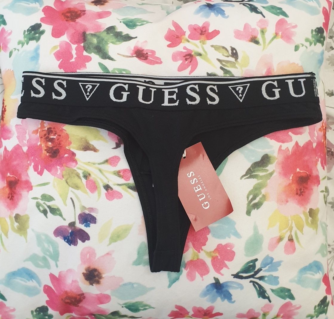 Pìekna bokserka guess plus gratis