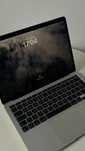 MacBook Air M1 (2020) • 16 GB RAM • 256 GB SSD •