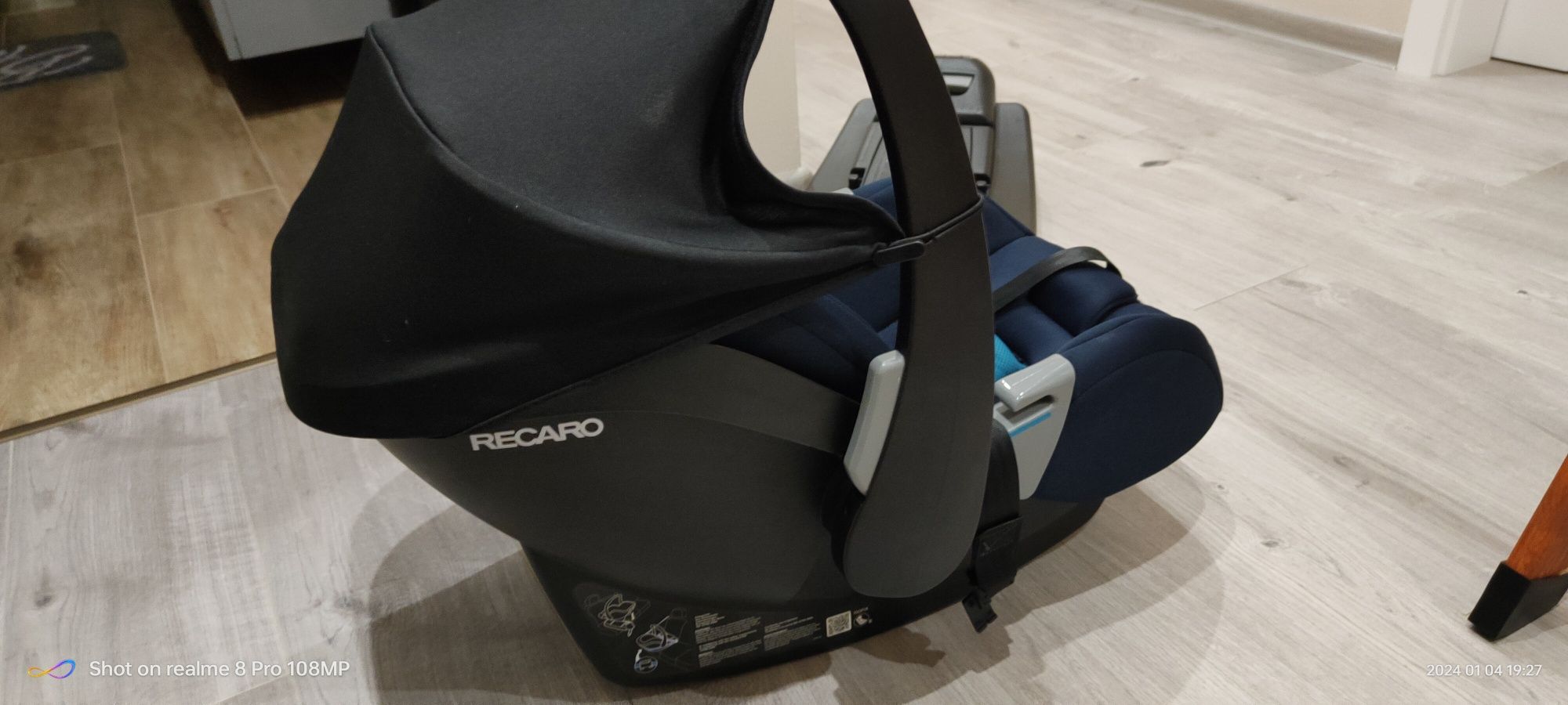 Nosidełko Recaro Privia + isofix