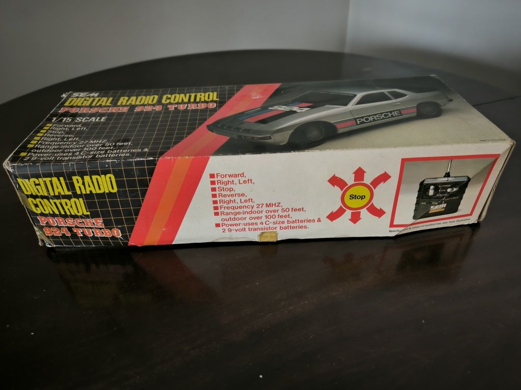 Porsche 924 Carro telecomandado/ controlo remoto (anos 80)