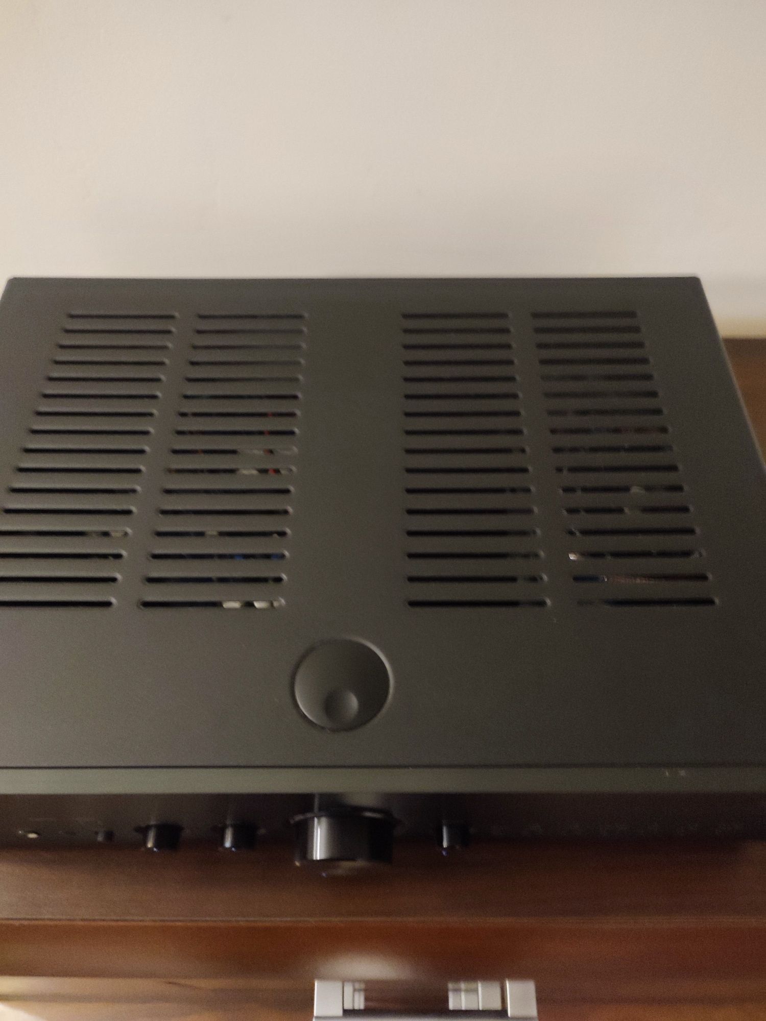 Cambridge audio azur 550a