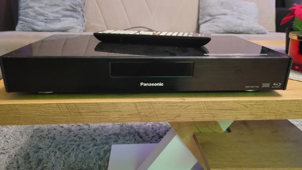Odtwarzacz blu ray Panasonic BDT700