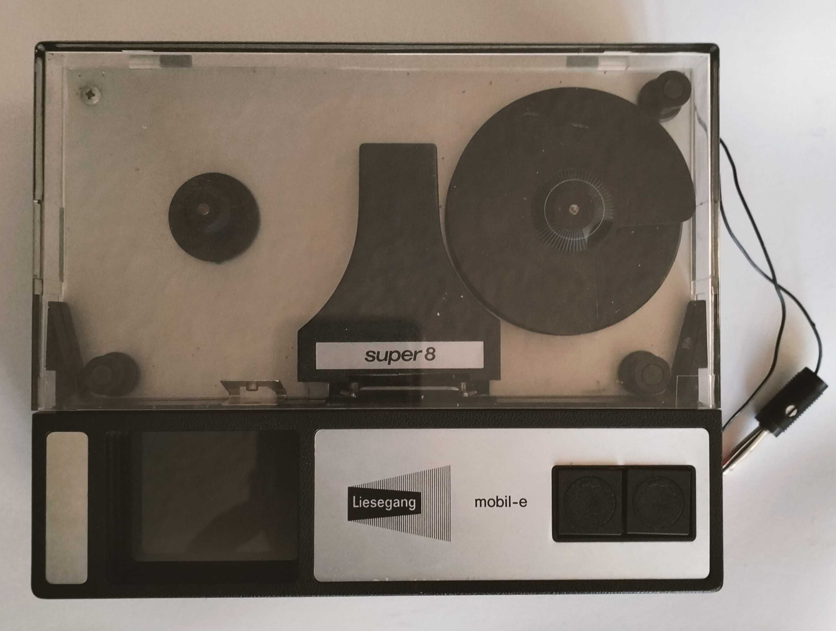 Máquina para ler filmes Super 8