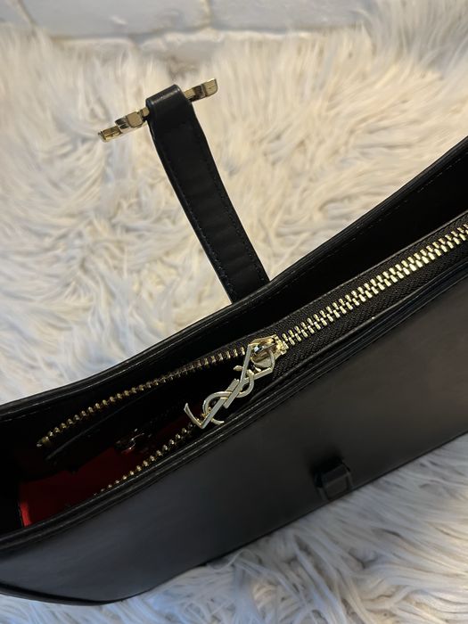 Шкіряна сумка YSL з червоним бархатом всередині