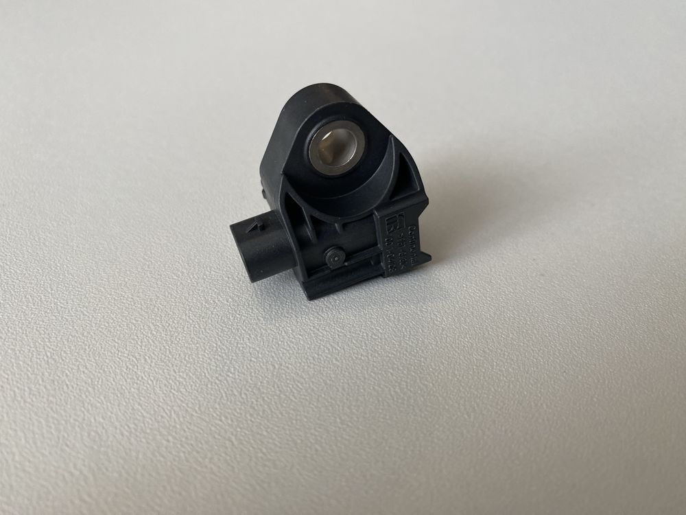 Датчик удара передний audi a6 a7 a8 q4 q5 q7 q8 vw touareg 4N0959651D