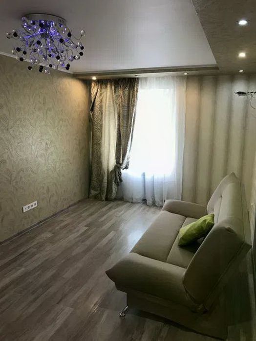 shev-03.Еврейская, высотка, с ремонтом и мебелью!