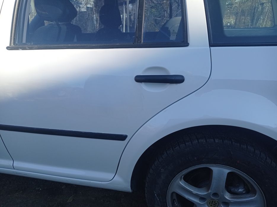 Volkswagen Golf Універсал 2001(1.9 TDI МТ (115 к.с.) 4Motion/Повноприв