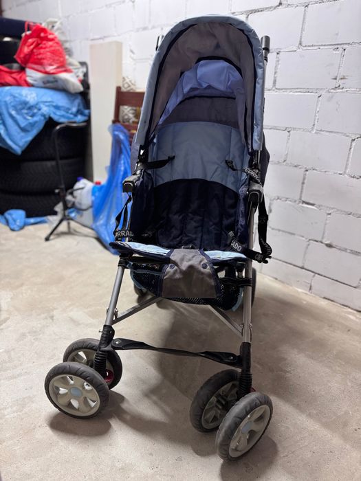 Wózek spacerówka składany Corrado typu parasolka