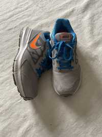 Кросівки Nike розмір 37