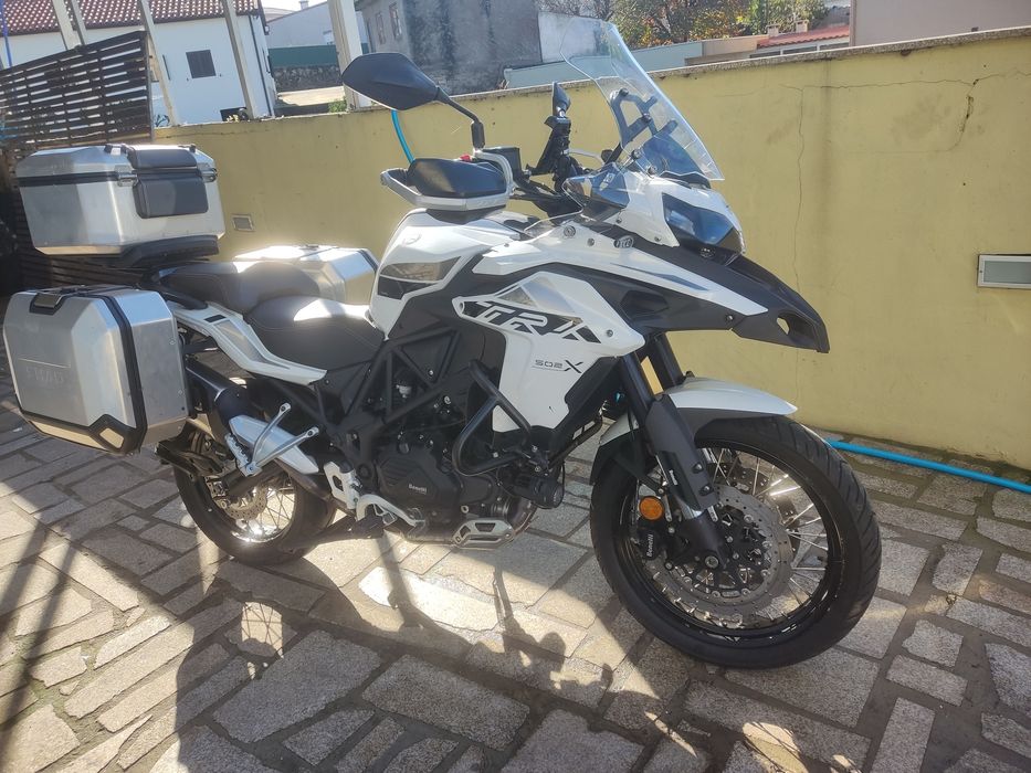 Benelli 502 negociável