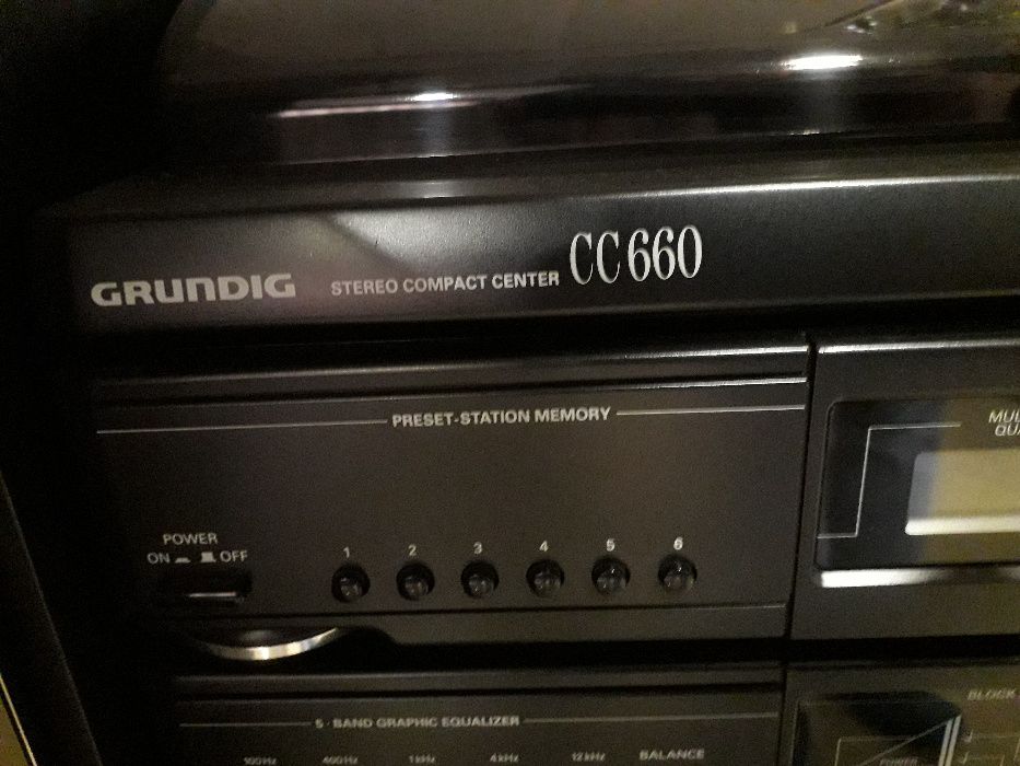 Aparelhagem Grundig Com Gira Discos, Cassetes, Rádio e CD