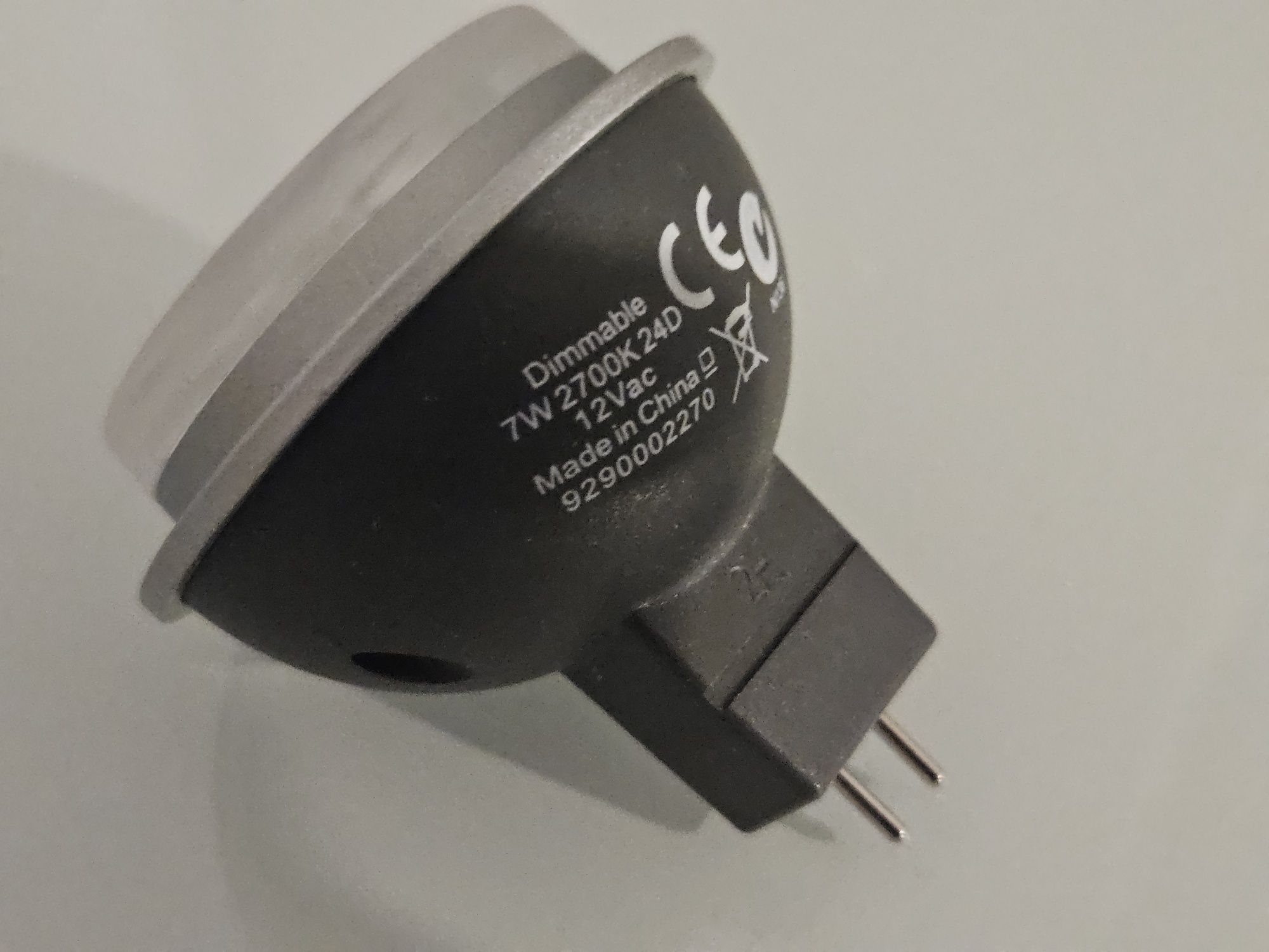 ŻarówkiLED Philips Master LEDspot 7W - łącznie  23 szt